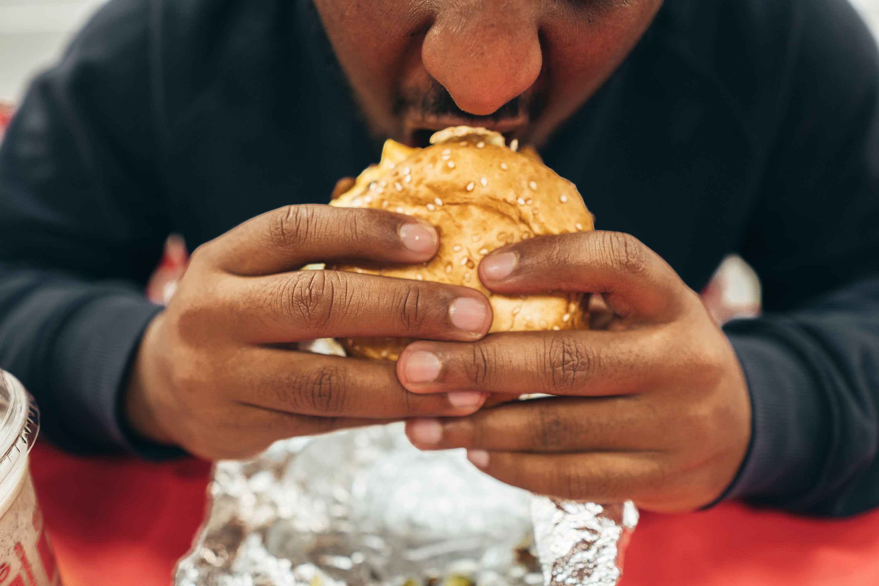 Quit Binge Eating With These 6 Tips